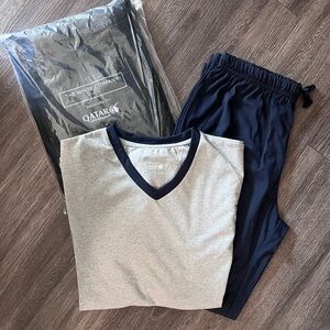 Qatar and Emirates First and Business Class Pijamas